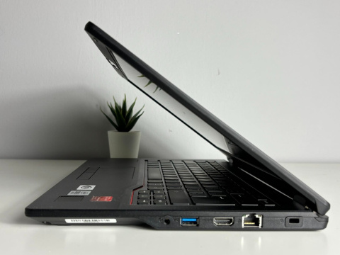 Fujitsu LIFEBOOK E5410, i5-10210u, 16 GB RAM, 500 GB SSD, FHD, Windows 11 Pro