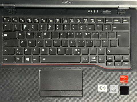 Fujitsu LIFEBOOK E5410, i5-10210u, 16 GB RAM, 500 GB SSD, FHD, Windows 11 Pro