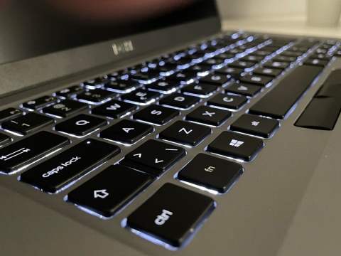 Dell Latitude 5410 i5-8365u 8GB RAM 240GB DYSK SSD FHD WINDOWS 11 PRO