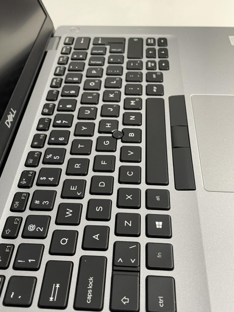 Dell Latitude 5410 i5-8365u 8GB RAM 240GB DYSK SSD FHD WINDOWS 11 PRO