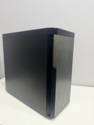 Komputer Stacjonarny i7-8700K 64 GB RAM, DYSK 500 GB SSD, NVIDIA QUADRO P4000, WINDOWS 11 PRO