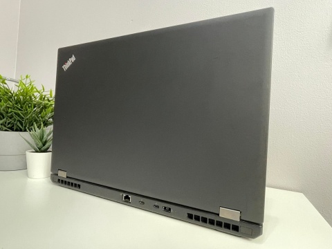 Lenovo ThinkPad P53, i7-9750H, 32 GB RAM, DYSK 500 GB SSD, Nvidia Quadro T1000, Windows 11 Pro