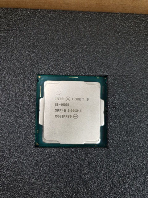 Procesor Intel Core i5-9500 / SC0000004 Procesor Intel Core i5-9500 / SC0000004