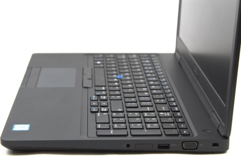 Dell Precision 3530 i7-8850H, 32GB RAM, DYSK 500 GB SSD, NVIDIA QUADRO P600, FHD, WINDOWS 11 PRO