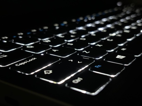 Dell Precision 7540, i7-9750H, 32 GB RAM, DYSK 500GB SSD, AMD RADEON PRO WX 3200, FHD, Windows 11 Pro