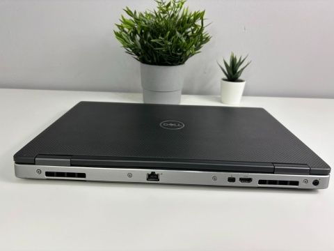 Dell Precision 7540, i7-9750H, 32 GB RAM, DYSK 500GB SSD, AMD RADEON PRO WX 3200, FHD, Windows 11 Pro