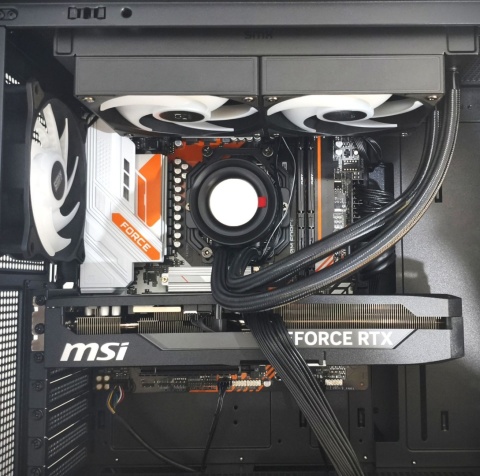 Komputer ZAR-KOM ProGamer AMD Ryzen 7 9800x3D RTX 5080 1TB NVMe 32 GB RAM Windows 11 Pro