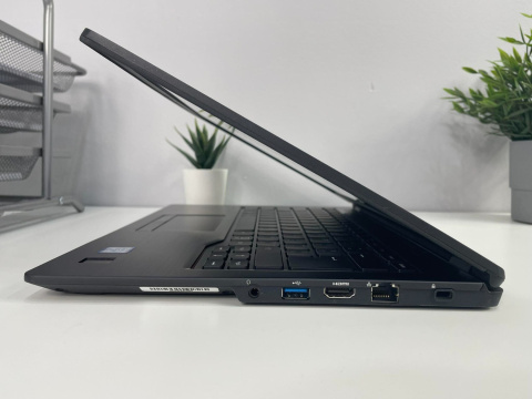 Fujitsu LIFEBOOK U749, i5-8265u, 8 GB RAM, 256 GB SSD, FHD, Windows 11 Pro Fujitsu LIFEBOOK U749, i5-8265u, 8 GB RAM, 256 GB SSD, FHD, Windows 11 Pro