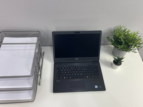 Fujitsu LIFEBOOK U749, i5-8265u, 8 GB RAM, 256 GB SSD, FHD, Windows 11 Pro Fujitsu LIFEBOOK U749, i5-8265u, 8 GB RAM, 256 GB SSD, FHD, Windows 11 Pro