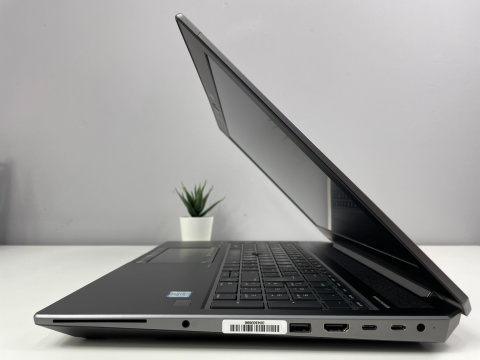HP ZbooK 15 G6, i7-9850H, 32GB RAM, DYSK 500GB SSD, NVIDIA QUADRO T2000, FHD, Windows 11 Pro HP ZbooK 15 G6, i7-9850H, 32GB RAM, DYSK 500GB SSD, NVIDIA QUADRO T2000, FHD, Windows 11 Pro