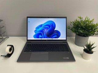 HP ZbooK Firefly 15 G8, i7-1165G7, 16GB RAM, DYSK 1TB SSD, NVIDIA T500, FHD, Windows 11 Pro